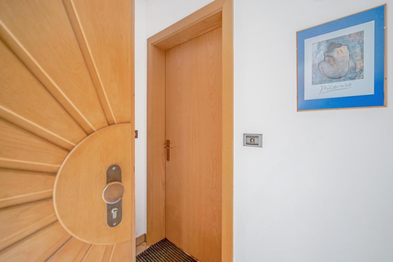 Appartamento Aloch Pozza di Fassa Bagian luar foto