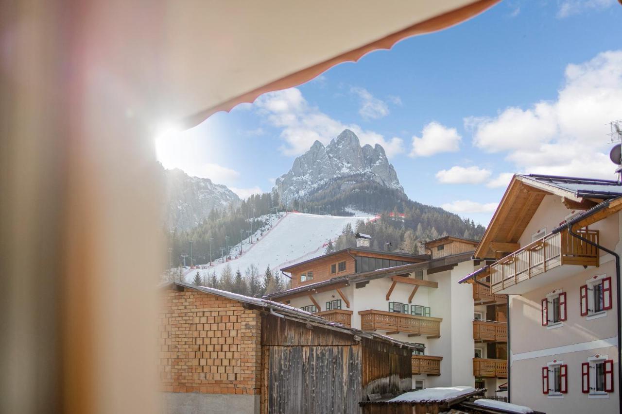 Appartamento Aloch Pozza di Fassa Bagian luar foto