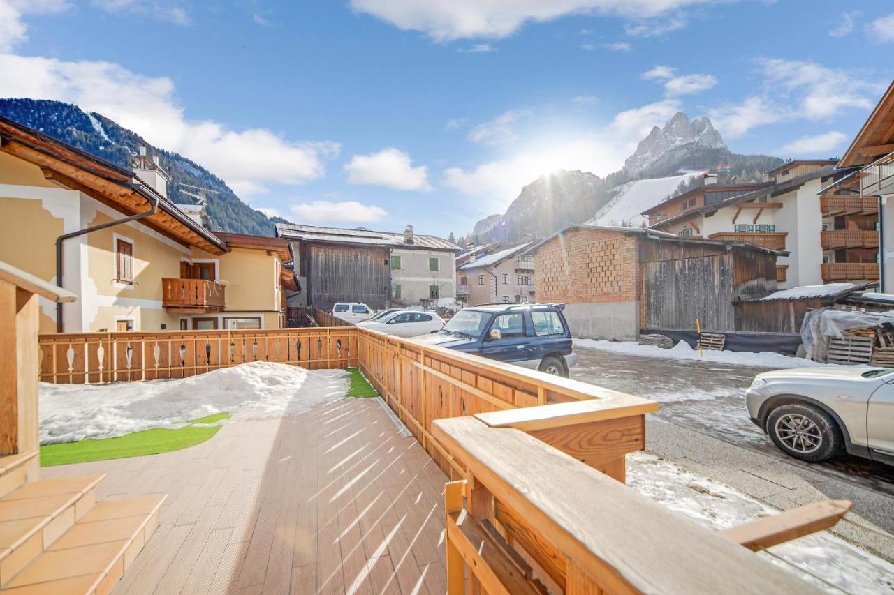 Appartamento Aloch Pozza di Fassa Bagian luar foto